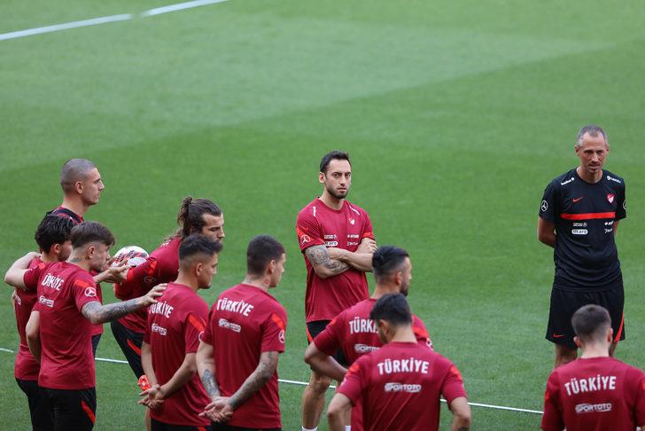 A Milli Futbol Takımı, Litvanya maçının hazırlıklarını tamamladı G5