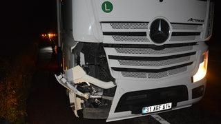 Uşak'ta tırın çarptığı yaya ağır yaralandı