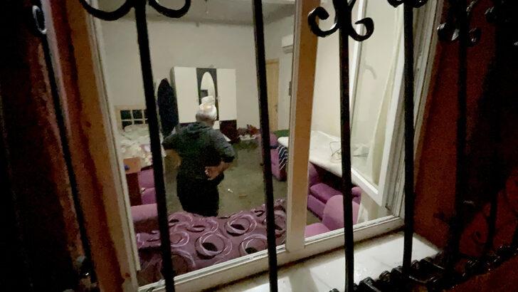 Adana'da sağanak nedeniyle bazı evleri ve iş yerlerini su bastı G2