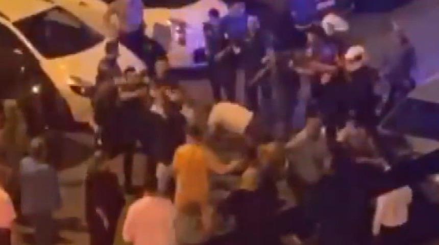 Bahçelievler'de hareketli gece! Düğünde başlayan kavga sokağa taştı