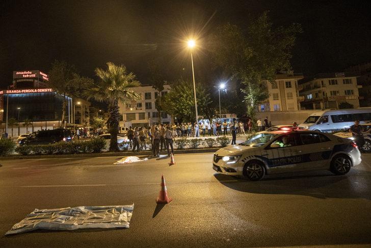 Antalya'da motosiklet kazasında 3 kişi öldü G2