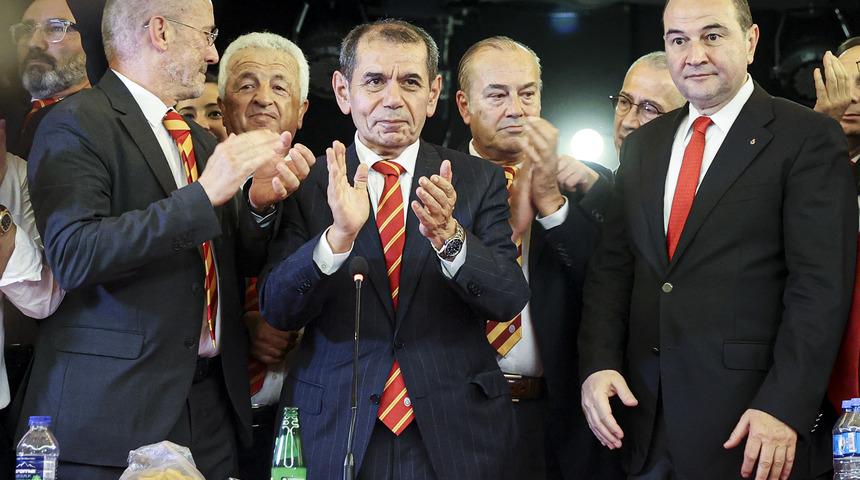 Son dakika: Galatasaray'da Dursun Özbek'in teknik direktörü belli oldu! Podolski ile beraber geliyor...