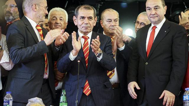 Son dakika: Galatasaray'da Dursun Özbek'in teknik direktörü belli oldu! Podolski ile beraber geliyor...