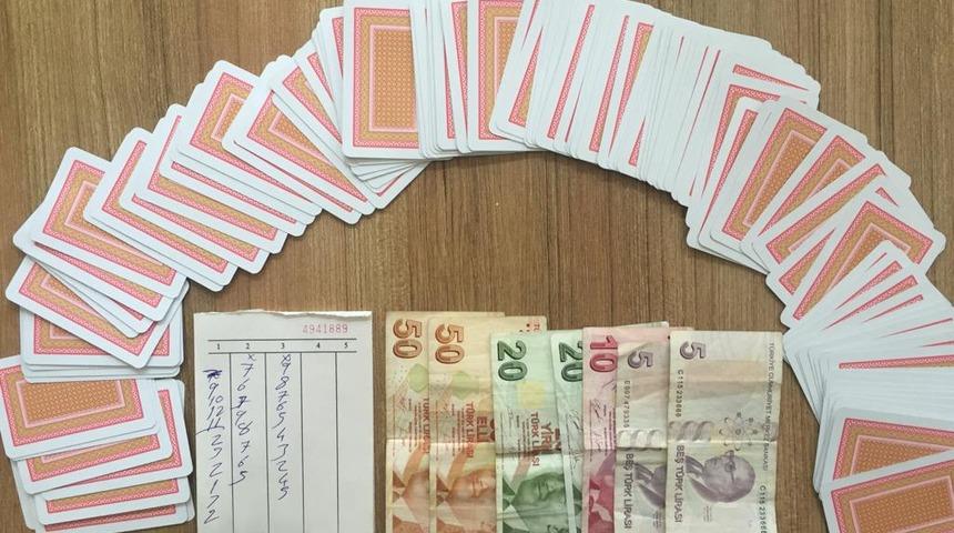 Kayseri'de kumar oynayan 7 kişiye 12 bin 773 lira ceza uygulandı