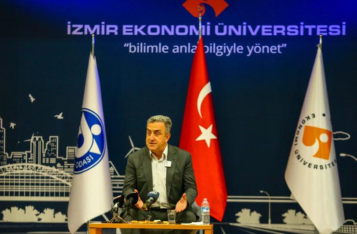 TUA Başkanı Yıldırım üniversitelilere Milli Uzay Programı'nı anlattı: G1