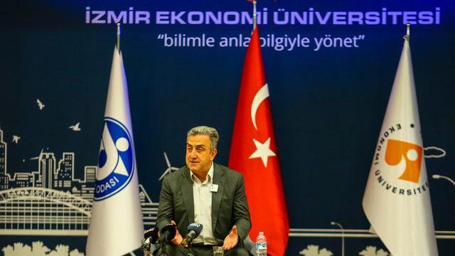 TUA Başkanı Yıldırım üniversitelilere Milli Uzay Programı'nı anlattı: