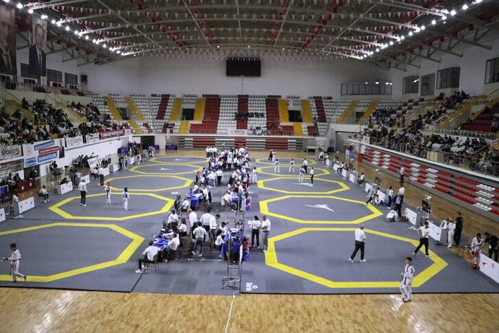 Tekvando Yıldızlar Türkiye Şampiyonası Sivas'ta başladı G2