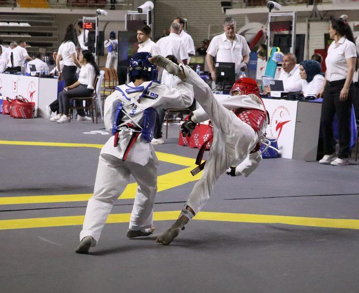 Tekvando Yıldızlar Türkiye Şampiyonası Sivas'ta başladı G5