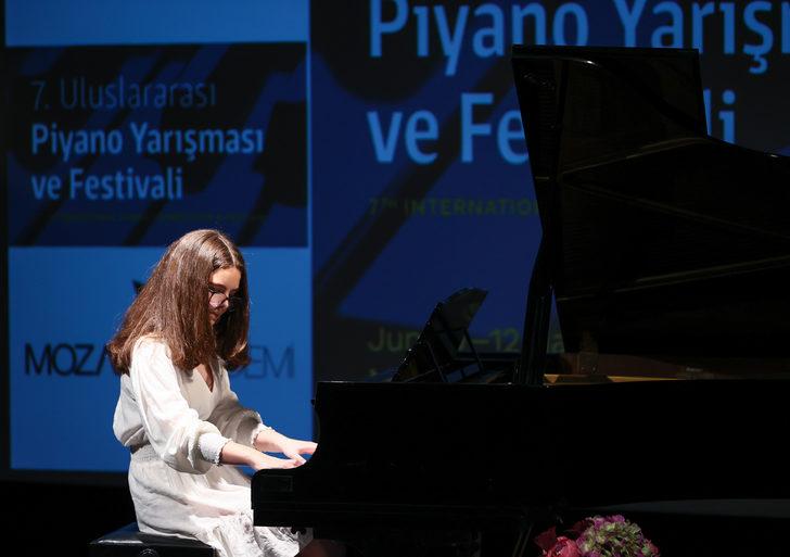 İzmir'de 7. Uluslararası Piyano Yarışması ve Festivali başladı G3