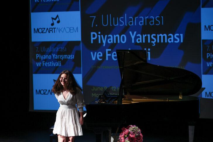 İzmir'de 7. Uluslararası Piyano Yarışması ve Festivali başladı G4