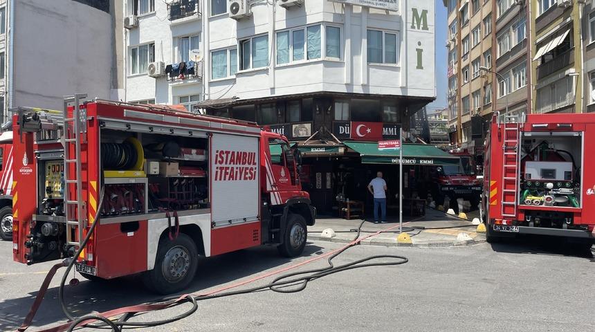 Kadıköy'de lokantada çıkan yangın söndürüldü