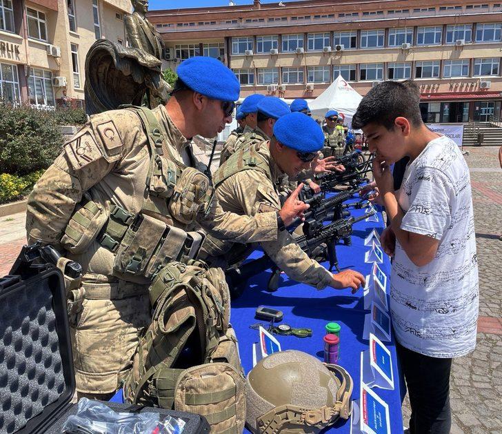 Samsun ve çevre illerde Jandarma Teşkilatının 183. kuruluş yıl dönümü kutlandı G1