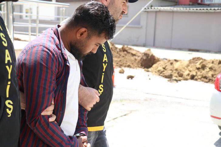 Yalova'da 2 kadın, kendilerini polis ve savcı olarak tanıtan dolandırıcıların hedefi oldu G1