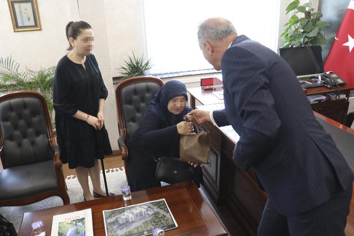 Yalova'da 2 kadın, kendilerini polis ve savcı olarak tanıtan dolandırıcıların hedefi oldu G4
