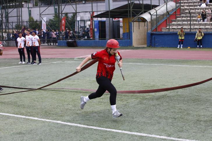 İBB'nin yeni itfaiyecileri törenle mezun oldu G3