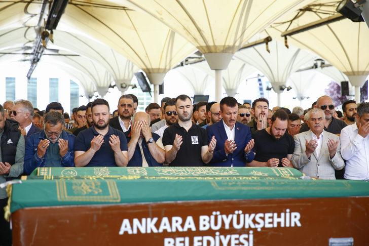 Başkentteki selde hayatını kaybeden Ramazan Gök'ün cenazesi toprağa verildi G3