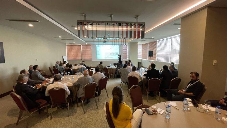 Şanlıurfa'da tarım, turizm, tekstil ve teknolojiyi buluşturan "Urfa 4.0 Zirvesi" sürüyor G2