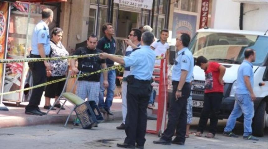 Ekmek kavgasında 2 kişi yaralandı