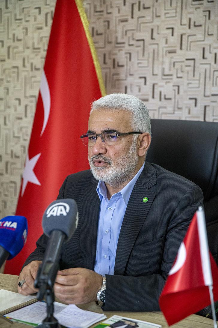 HÜDA PAR Genel Başkanı Yapıcıoğlu, Erzurum'da partililerle buluştu: G3