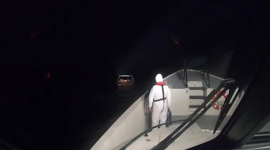 Balıkesir açıklarında 10 düzensiz göçmen kurtarıldı