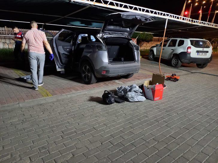 İzmir'de kuyumcuyu soymaya çalışan 4 kişi yakalandı G3