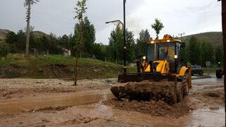 Burdur ve Isparta'da sağanak etkili oldu