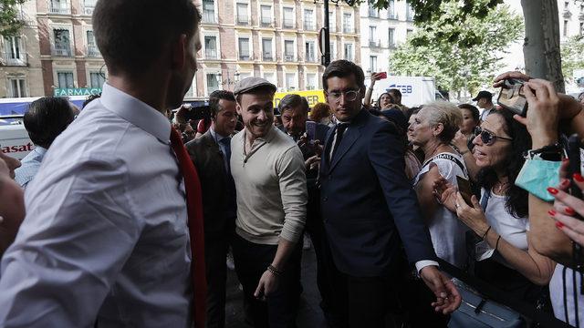 Kerem Bürsin, İspanya'da film çekmeye hazırlanıyor