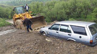 Bingöl'de sağanak, sel ve heyelana neden oldu