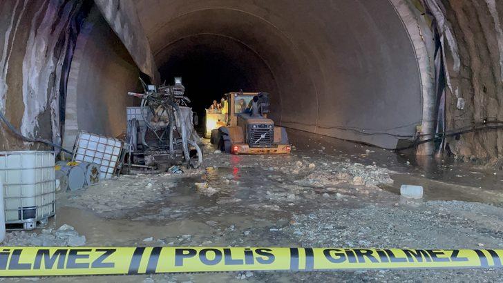 Niğde'de selde hızlı tren tünel inşaatında mahsur kalan 3 işçi kurtarıldı G3