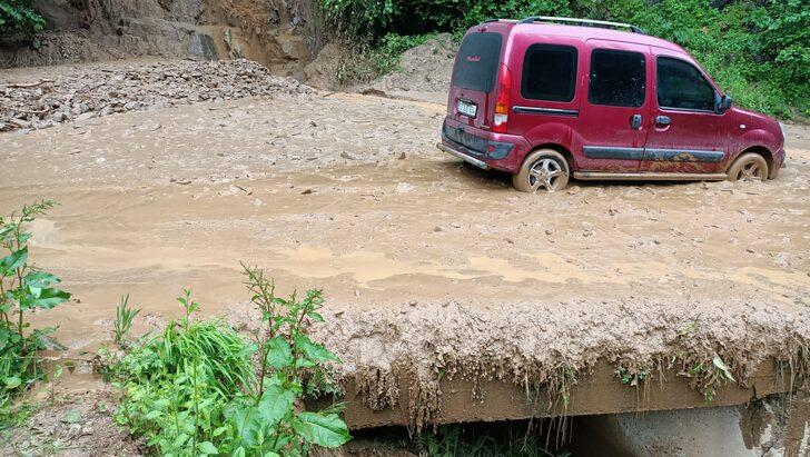 Rize'de şiddetli yağış etkili oldu G4