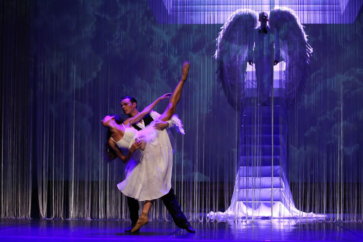 Romanya'nın Sibiu Ballet Theatre topluluğu İzmir Festivali'nde