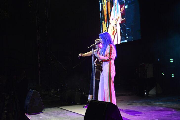 "Uluslararası Bursa Festivali "nde Nil Karaibrahimgil sahne aldı G5