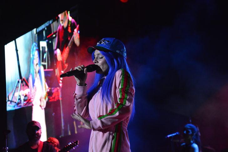 "Uluslararası Bursa Festivali "nde Nil Karaibrahimgil sahne aldı G3