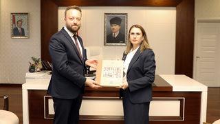 Bartın Valisi Arslan, AA Sakarya Bölge Müdürü Velioğlu'nu kabul etti