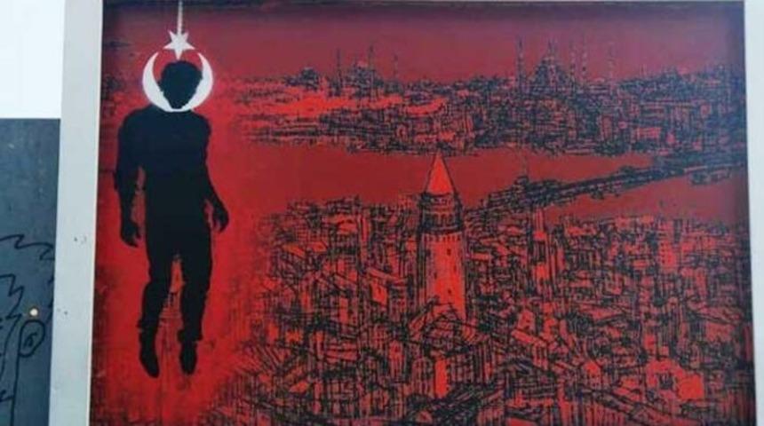 Kabataş'ta Türk bayrağındaki hilale asılmış insan silüeti çizmişti! Cezası belli oldu