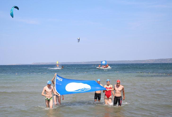 Çanakkale'deki Güzelyalı Halk Plajı'na mavi bayrak asıldı G2
