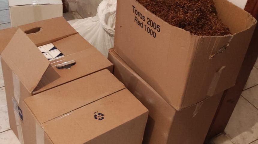 Çekmeköy'de 364 kilogram kaçak tütün ele geçirildi