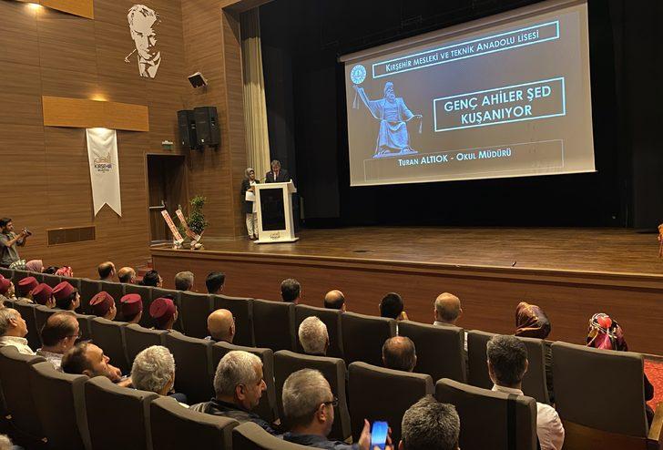 "Ahiler diyarı" Kırşehir'de meslek lisesi öğrencileri ilk defa şet kuşandı G5