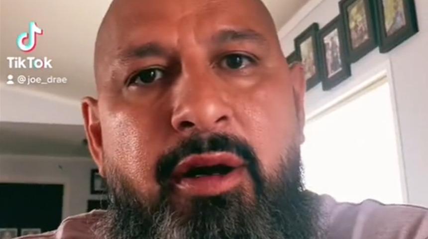 Canına tak etti! Eşinin onunla cinsel birlikteliğe girmemek için sunduğu sebeplerin sayfa sayfa listesini çıkardı