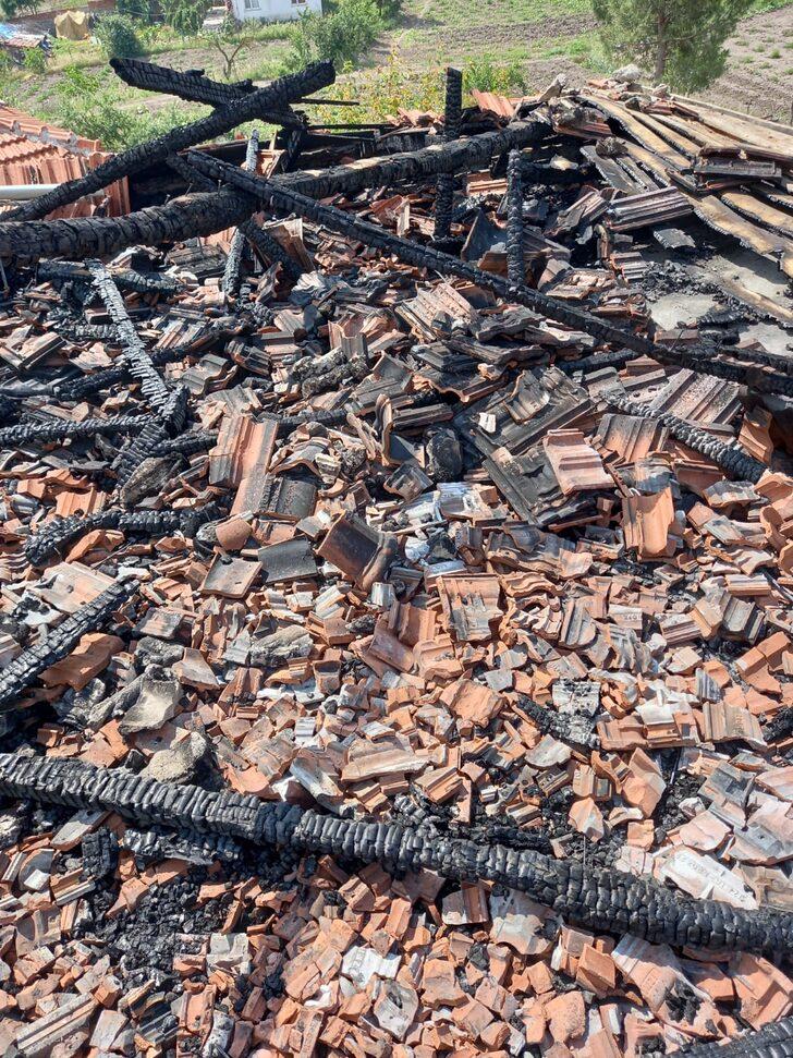 Balıkesir'de lise öğrencisi yangında hayatını kaybetti G5