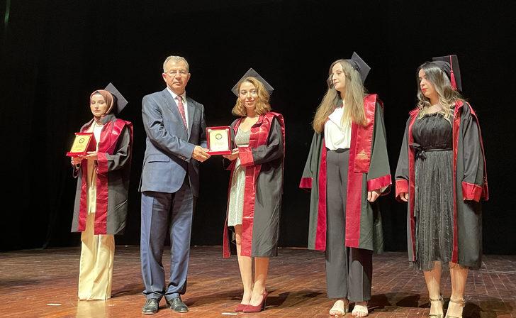 Artvin Çoruh Üniversitesi'nde mezuniyet heyecanı G4