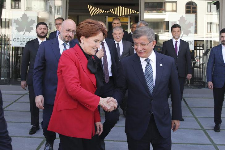 İYİ Parti Genel Başkanı Akşener, Gelecek Partisi Genel Başkanı Davutoğlu ile görüştü G2