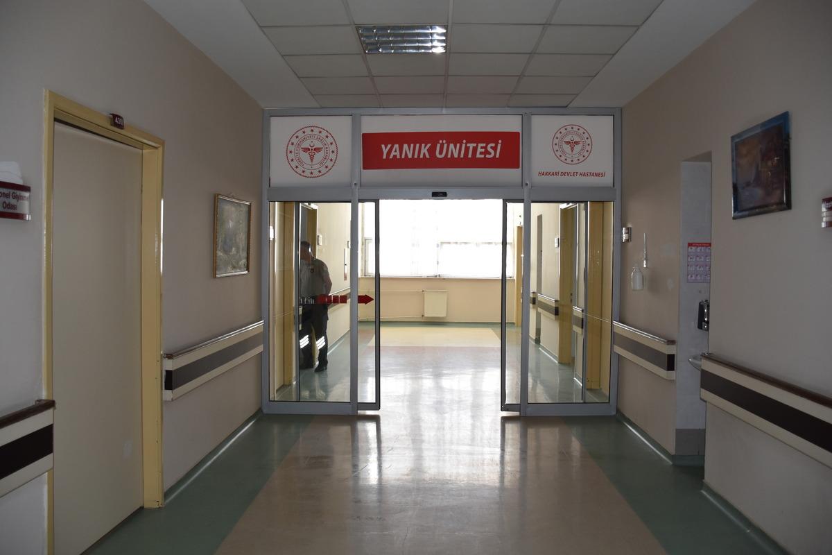 Sağlıkta hizmet &ccedil;ıtasını y&uuml;kselten Hakkari'de yanık &uuml;nitesi hizmete girdi