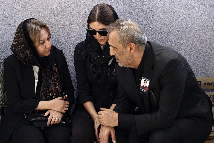 Sanatçı Yavuz Bingöl'ün annesi Şahsenem Bacı son yolculuğuna uğurlandı G4