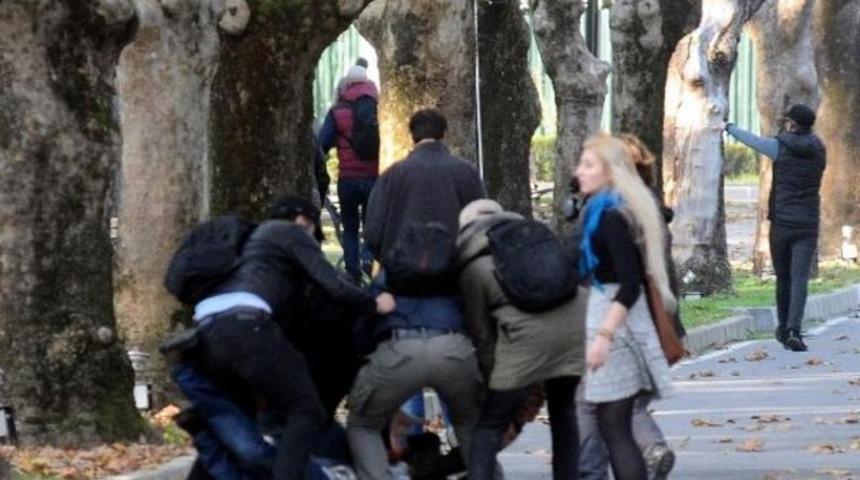 İstanbul Üniversitesi'nde "panel" gerginliği