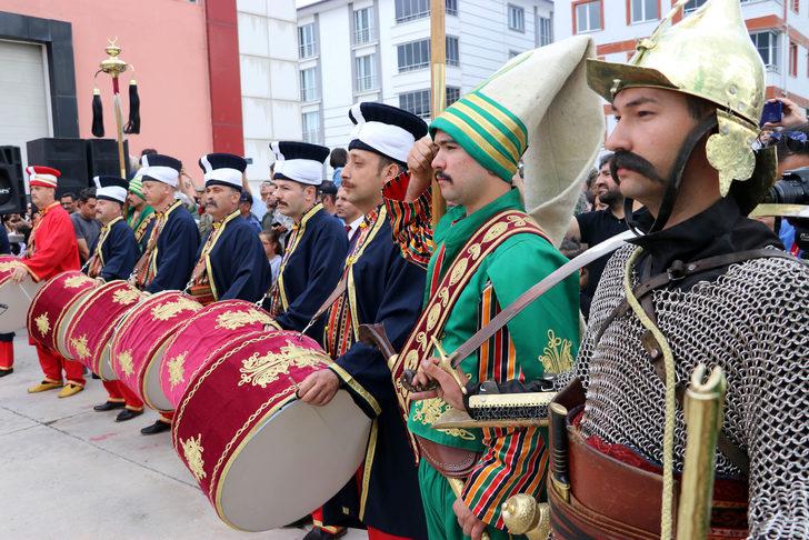 Türk Yıldızları Amasya semalarında gösteri yaptı G4