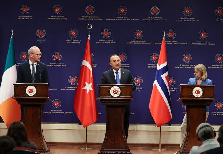 Bakan Çavuşoğlu, Norveç ve İrlandalı mevkidaşlarıyla ortak basın toplantısında konuştu: (1) G1