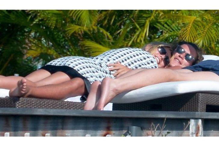 İç çamaşırını böyle çıkarttı G3