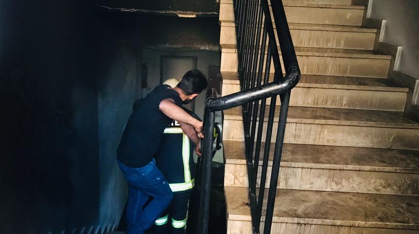 Kayseri'de bir apartmanın bodrumunda çıkan yangın söndürüldü