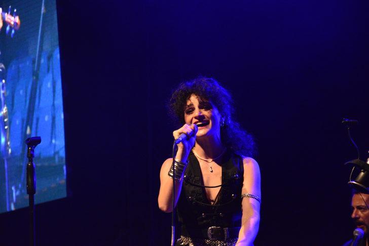 "Uluslararası Bursa Festivali "nde Barcelona Gipsy Balkan Orkestrası sahne aldı G1